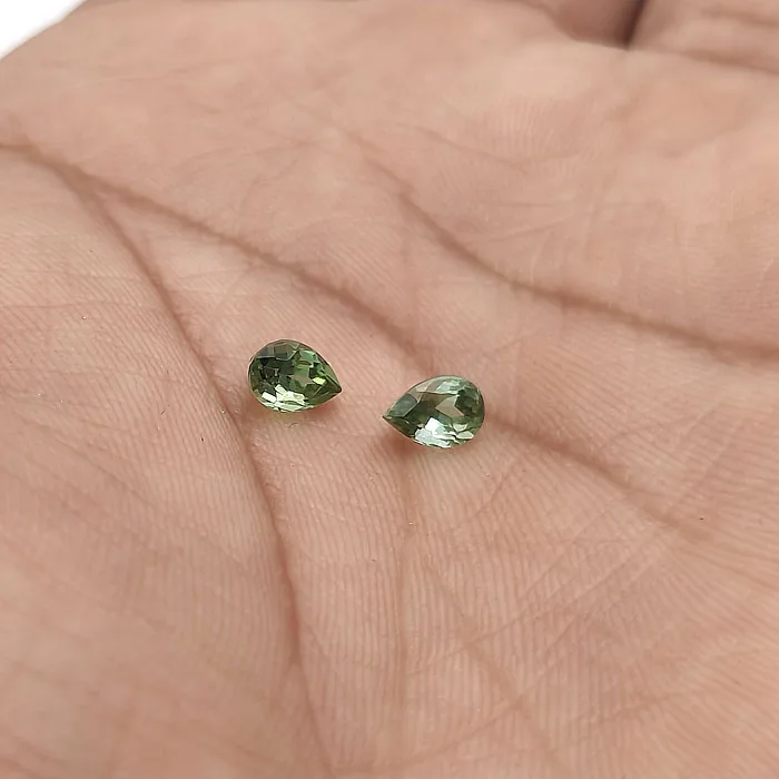 Natural Green tourmaline 6x4mm Pear cut 0.36 Cts Green tourmaline Clean Quality Bright Color Loose Gemstone for jewelry making