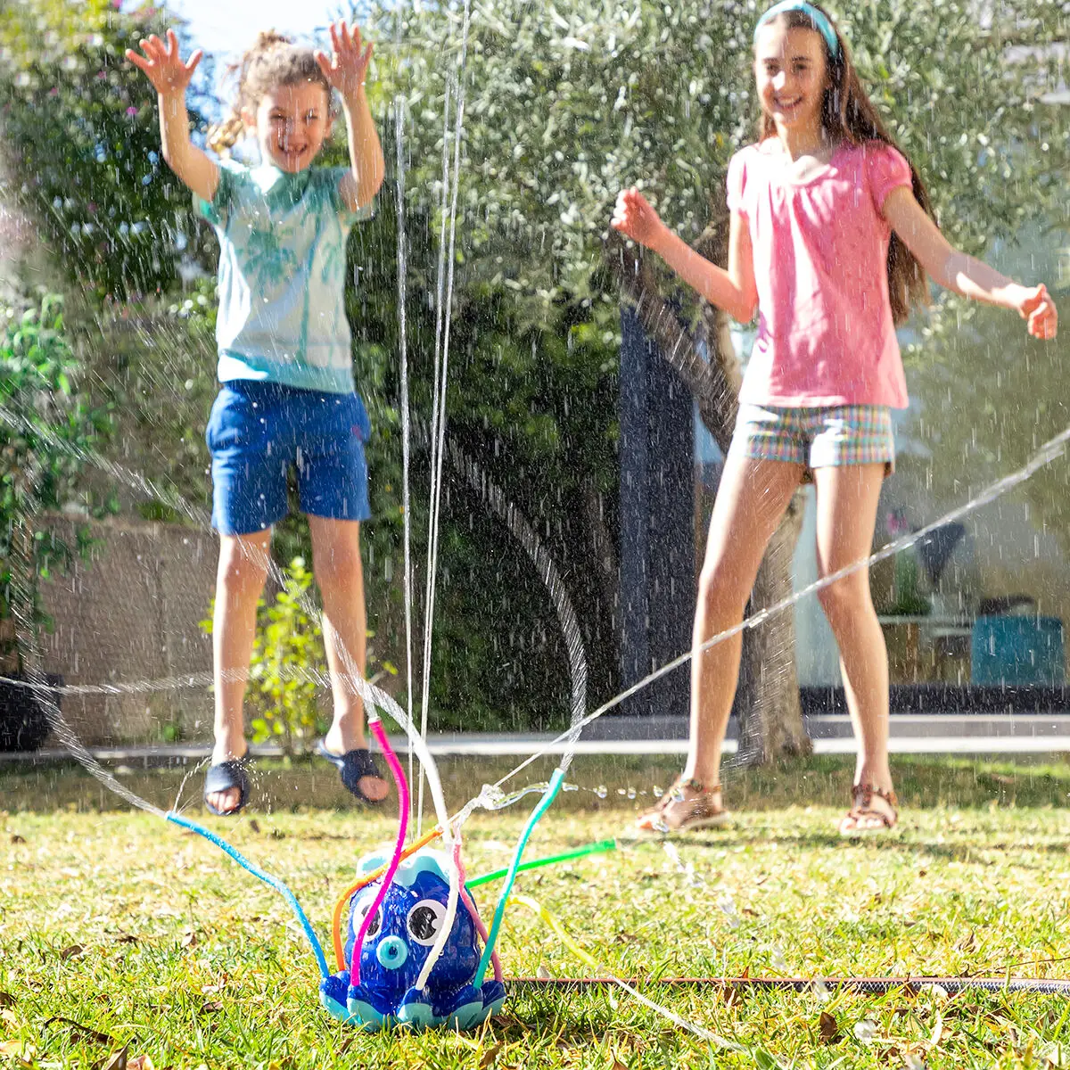 Water Sprinkler and Sprayer Toy Octodrop InnovaGoods | Wooden Giant Connect Four 4 Game Set Four in a Row Set for Garden Yard Ga