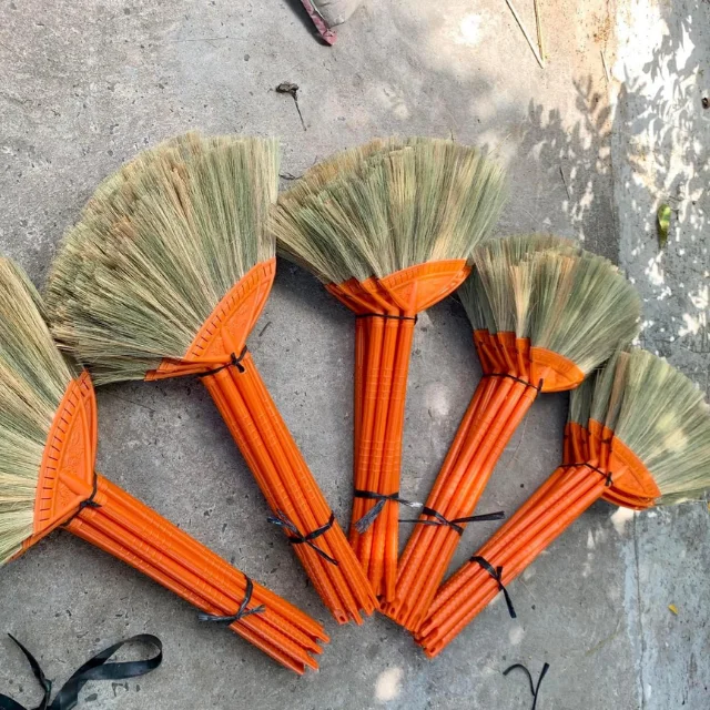 Grass brooms made in Vietnam, wholesale, Brooms are handmade from environmentally friendly materials