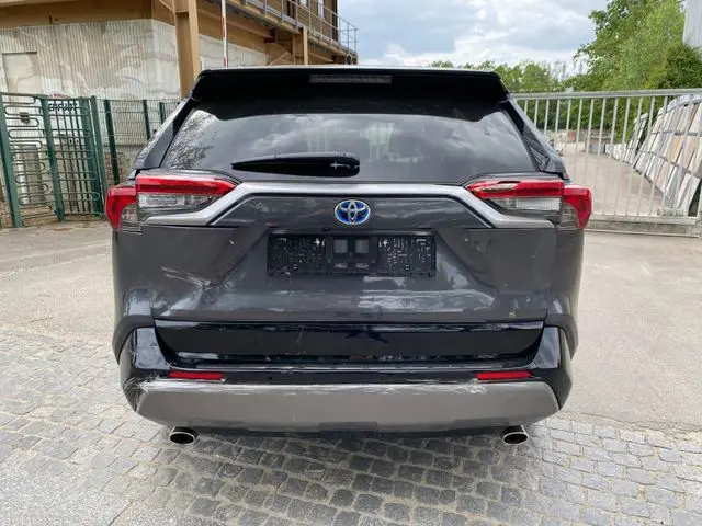 USED 2019 Rav 4