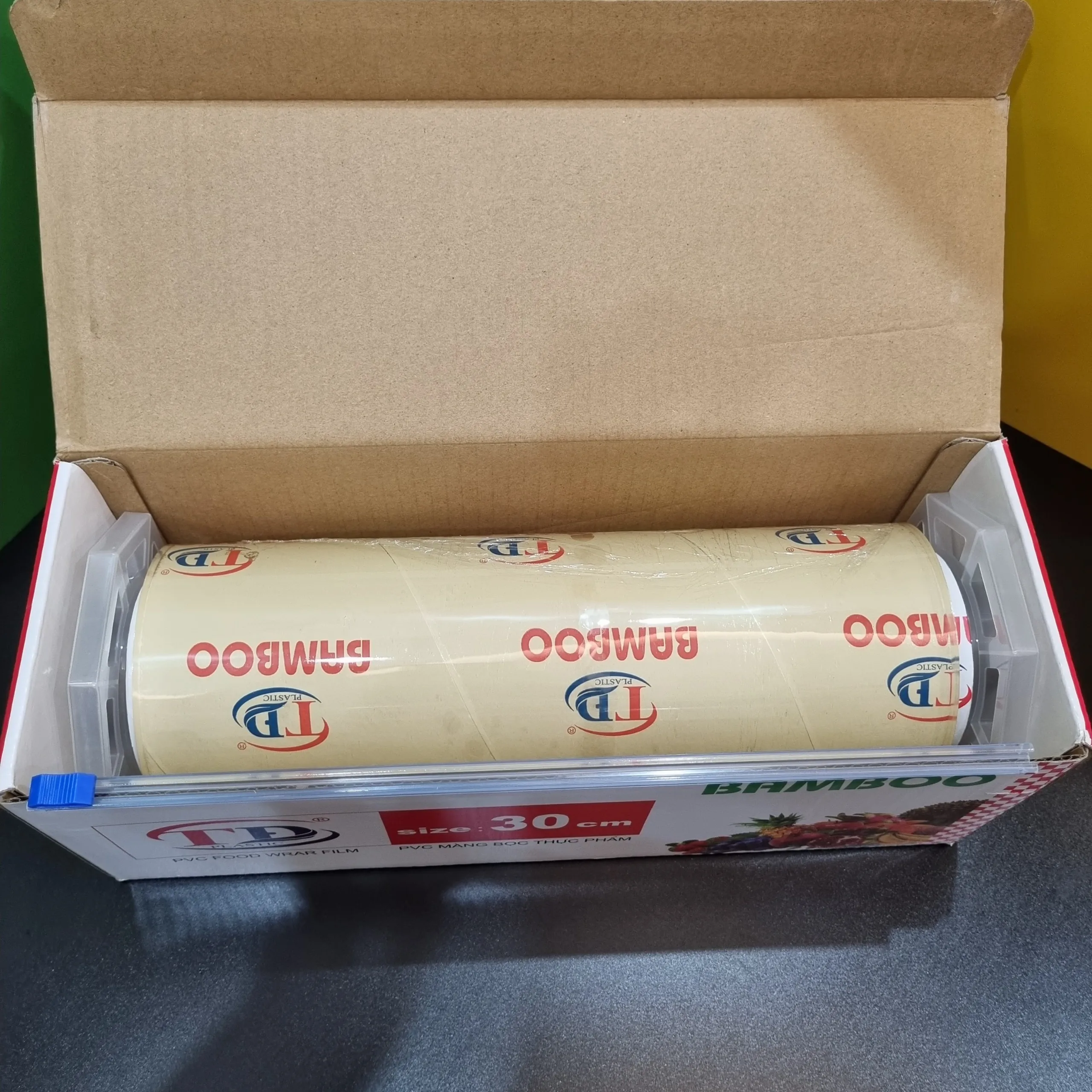 PVC food wrap film 30cm*350m*10mic with color box cutter holder customized disposable trending products 2024 new arrivals