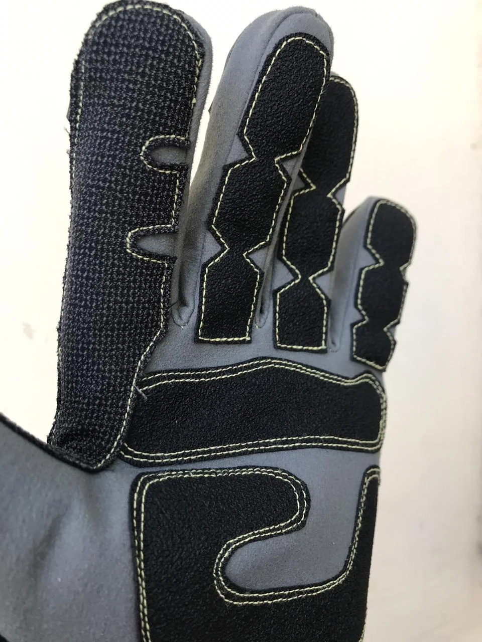 Custom Design Wholesale TPR Anti Impact Construction Hand Protection Gloves Anti Impact Resistant Mechanic Work Gloves