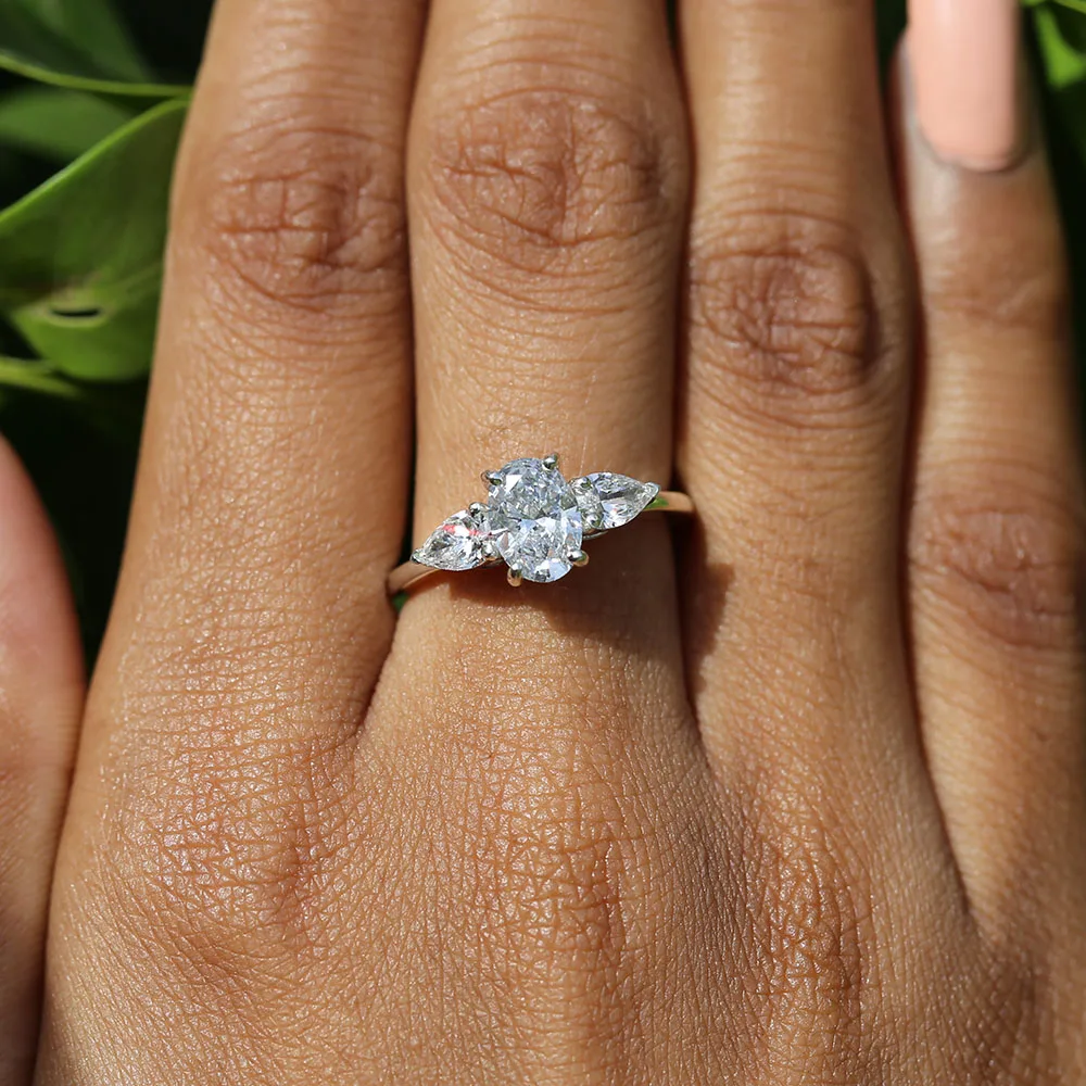 Three Stone CVD Premium Quality Oval with Side Pear Cut Jewelry with Round Cut Band Wedding Bridal Lab Grown Diamond Ring Set