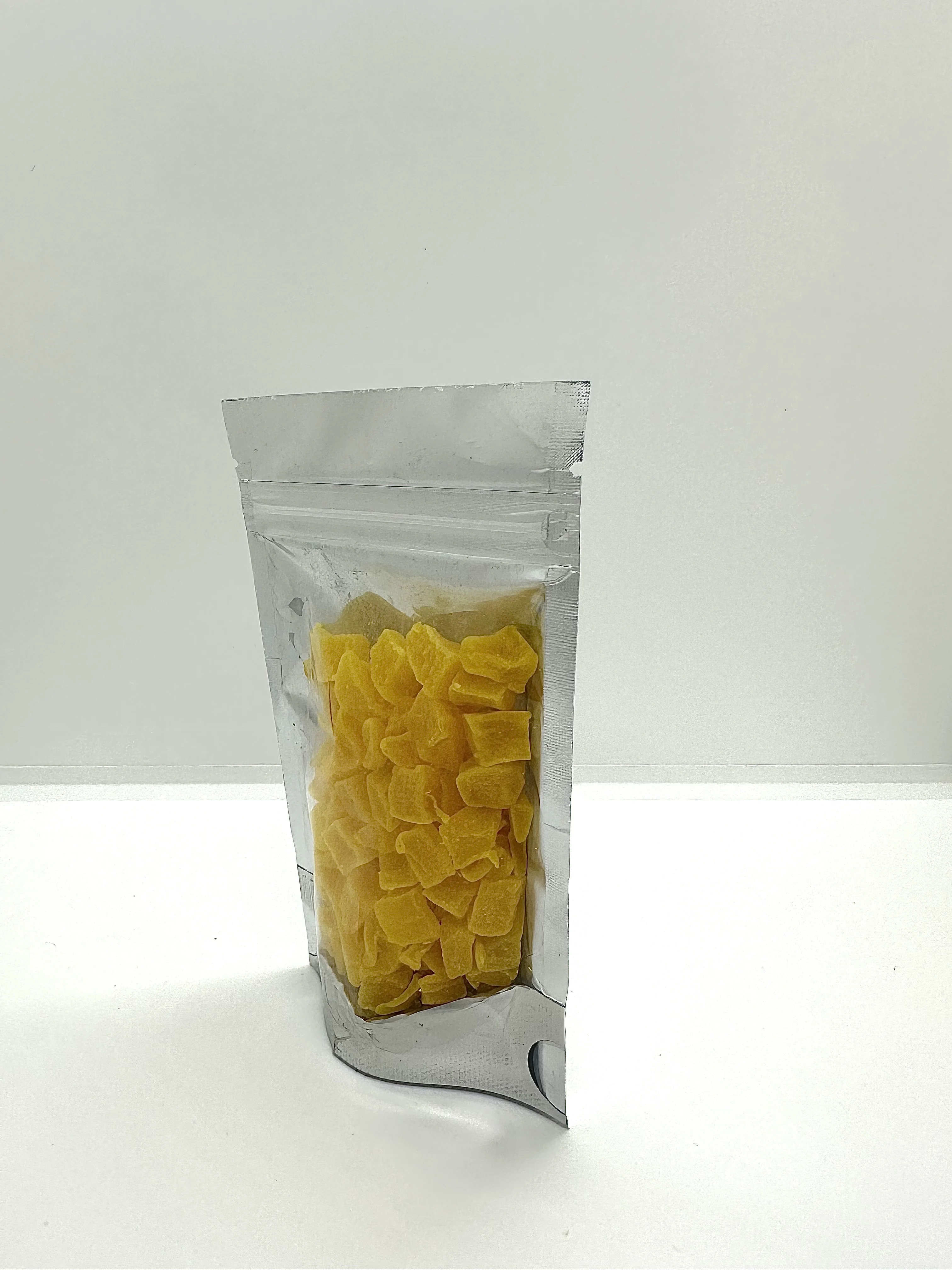Dried fruits factory dried mango dice shape size 8-10 mm high quality dehydrated mango natural