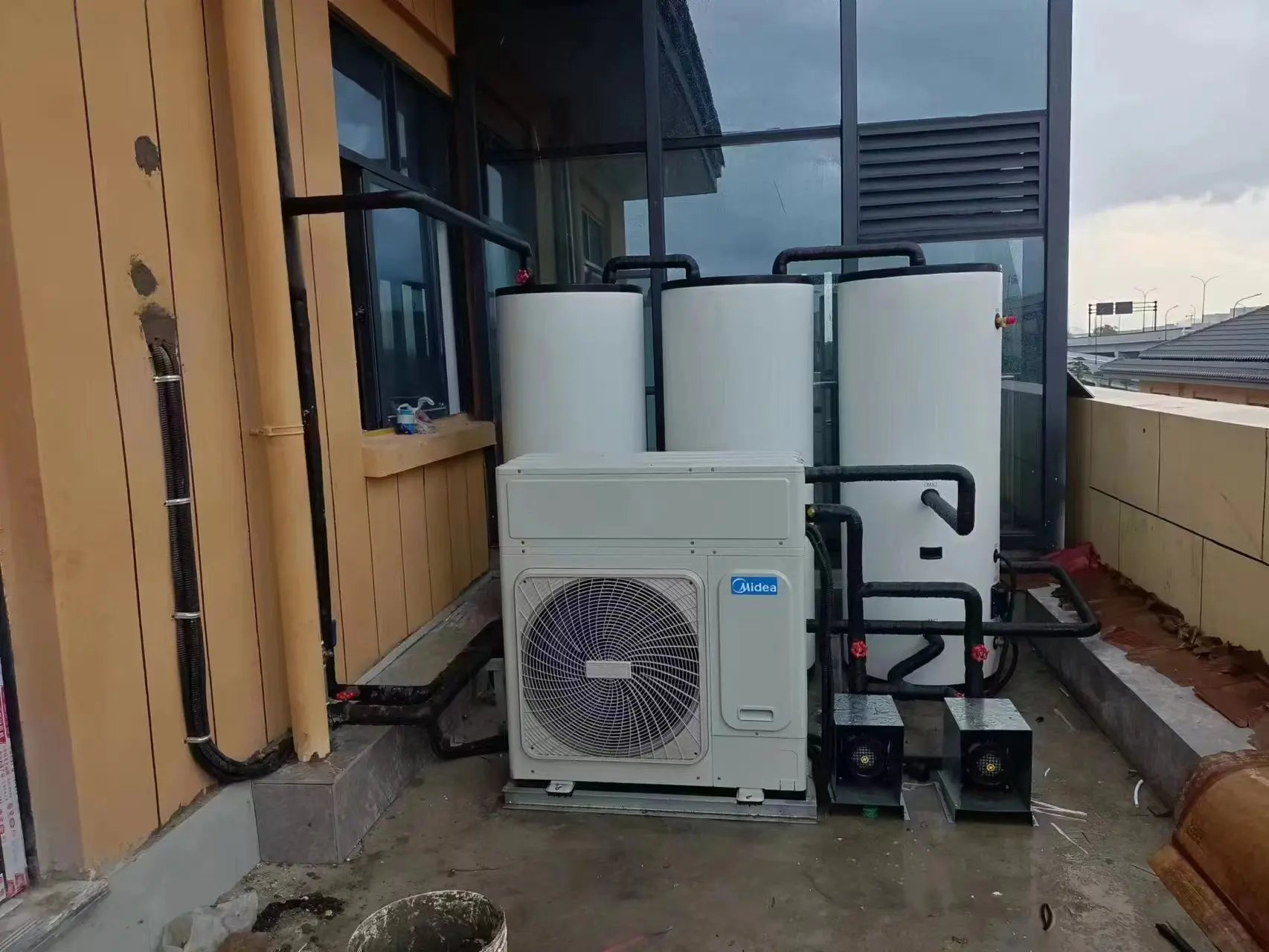 Aircon Dc Inverter Heat Pump R32 Heat Pump Hot Water Storage Tank 80L/100L Stainless Steel Water Heater Tanks
