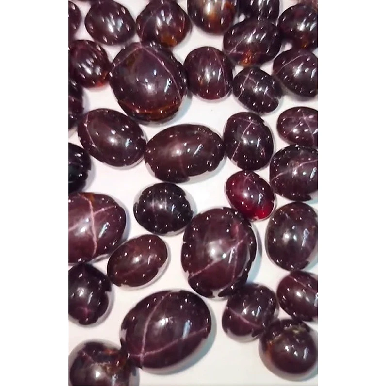80 Pcs of Natural Star Garnet 10mm to 18mm Oval Cabochon 900 cts lot Iroc Sales Star garnet Oval Loose Gemstone Cab