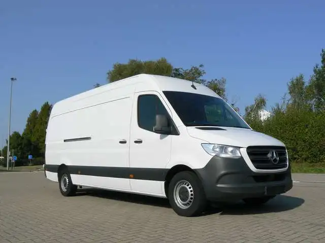 Б/у шина Sprinter 2015