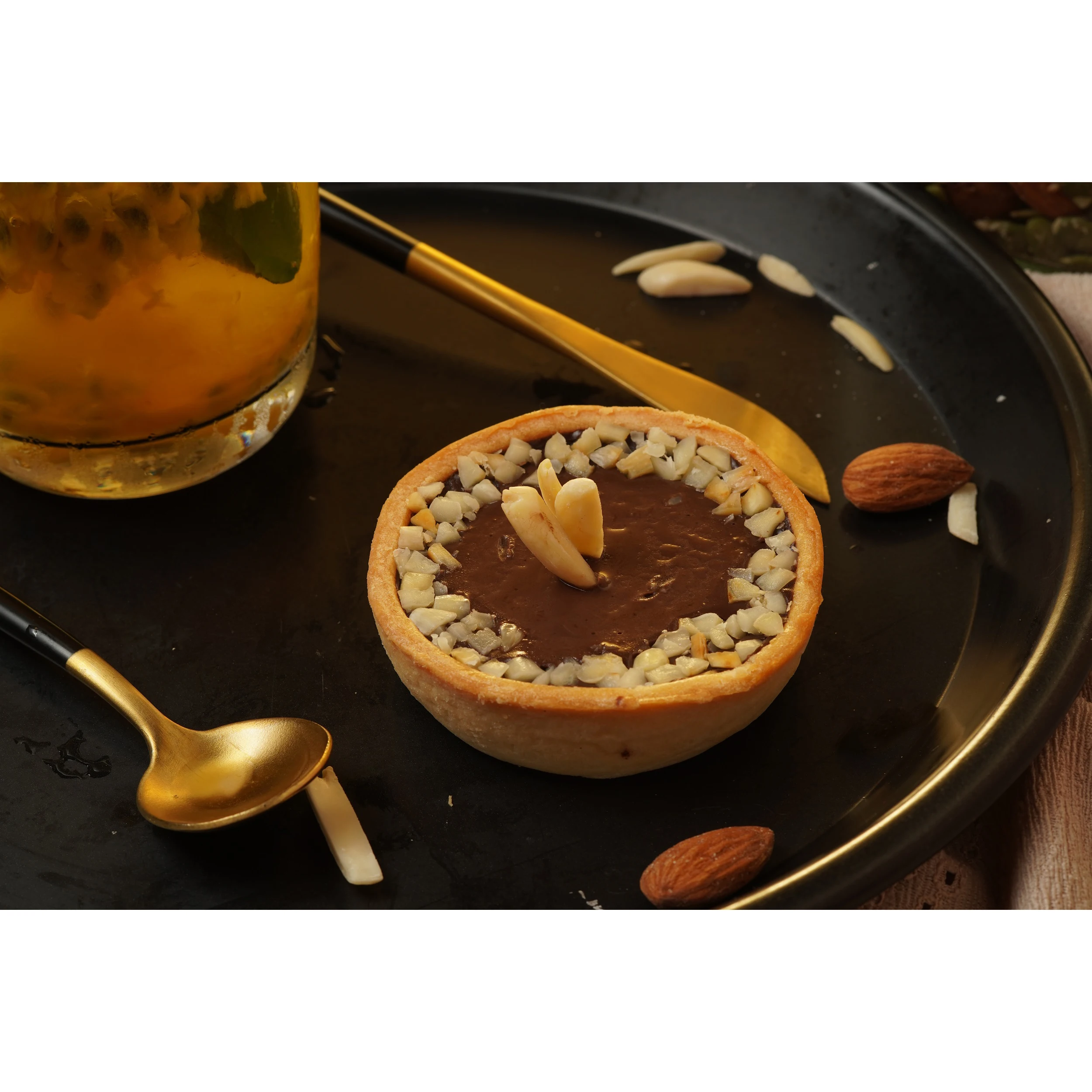 Сладкий тарлет Dai Phat, шоколад и миндаль, мягкий крем со вкусом, круглый мешок/коробка, упаковано во Вьетнаме