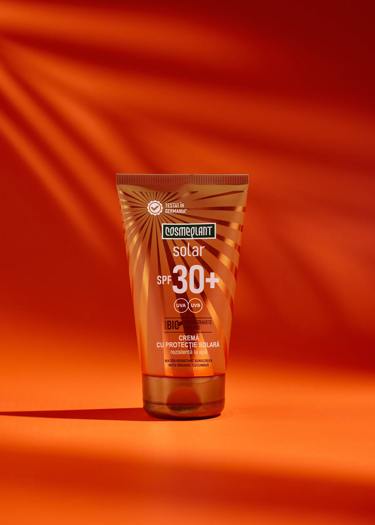 Солнцезащитный крем SPF30 с органическим экстрактом огурца витамином Е и D-пантенолом