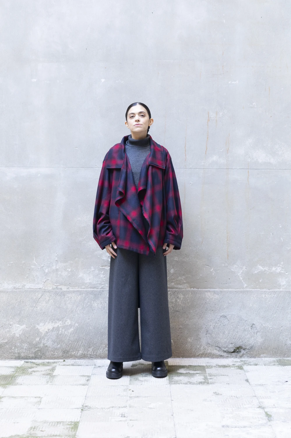 SUSTAINABLE, ECO-CHIC, ECO FASHION MADE IN ITALY Short Gingham Recycled Wool Trench Coat WOMAN