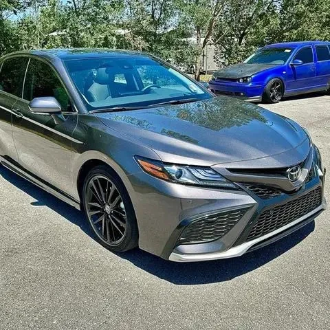 Чистый 2020 Toyotas Camry XLE