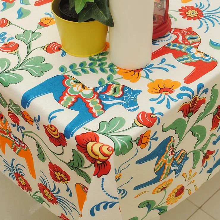 100% Polyester Custom Logo White Black Rectangle Table Cloths for Advertising Trade Show Business Events Wedding Decorations