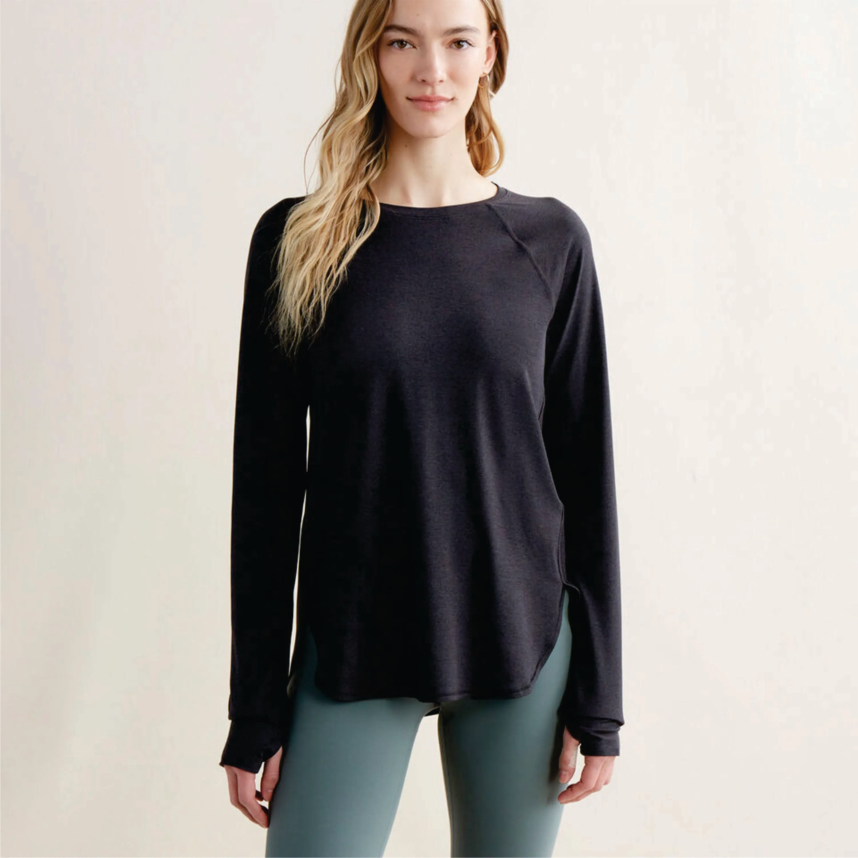 92% Recycled Polyester 8% Spandex Slim Fit Quick Drying Moisture Wicking Anti Odour Black Pepper Renew Breathable  Long Sleeve T