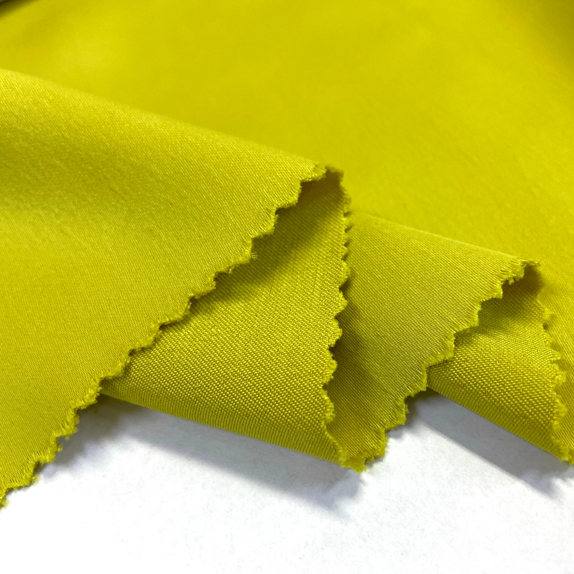 POLYESTER PLAIN WOVEN CREPE FABRIC LOW MOQ VIETNAM MANUFACTURER CHEAP PRICE FOR CLOTHES ABAYA DRESS  MADE IN VIETNAM M960F