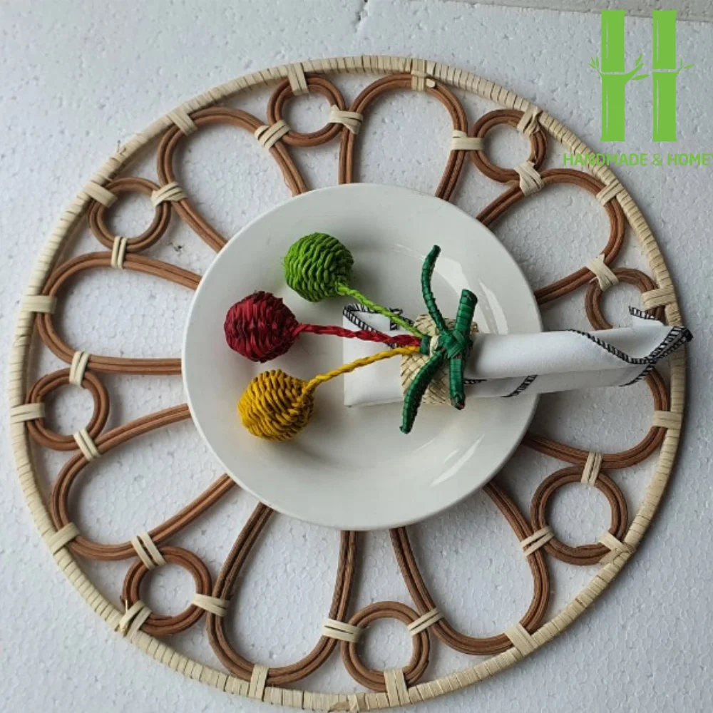 New Design Rattan Charger Plates Boho Rattan Placemat OEM Placemat Wicker Charger Plate from Vietnam