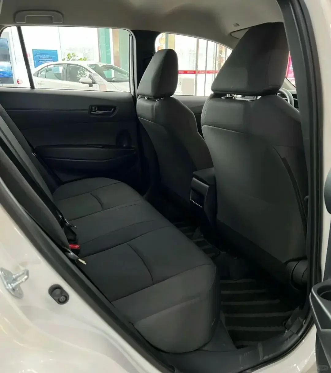 Лидер продаж брендовые Corolla Cross 2024 Toyota Cvt 5-местный Гибридный бензиновый автомобиль сделано в Китае хорошие характеристики