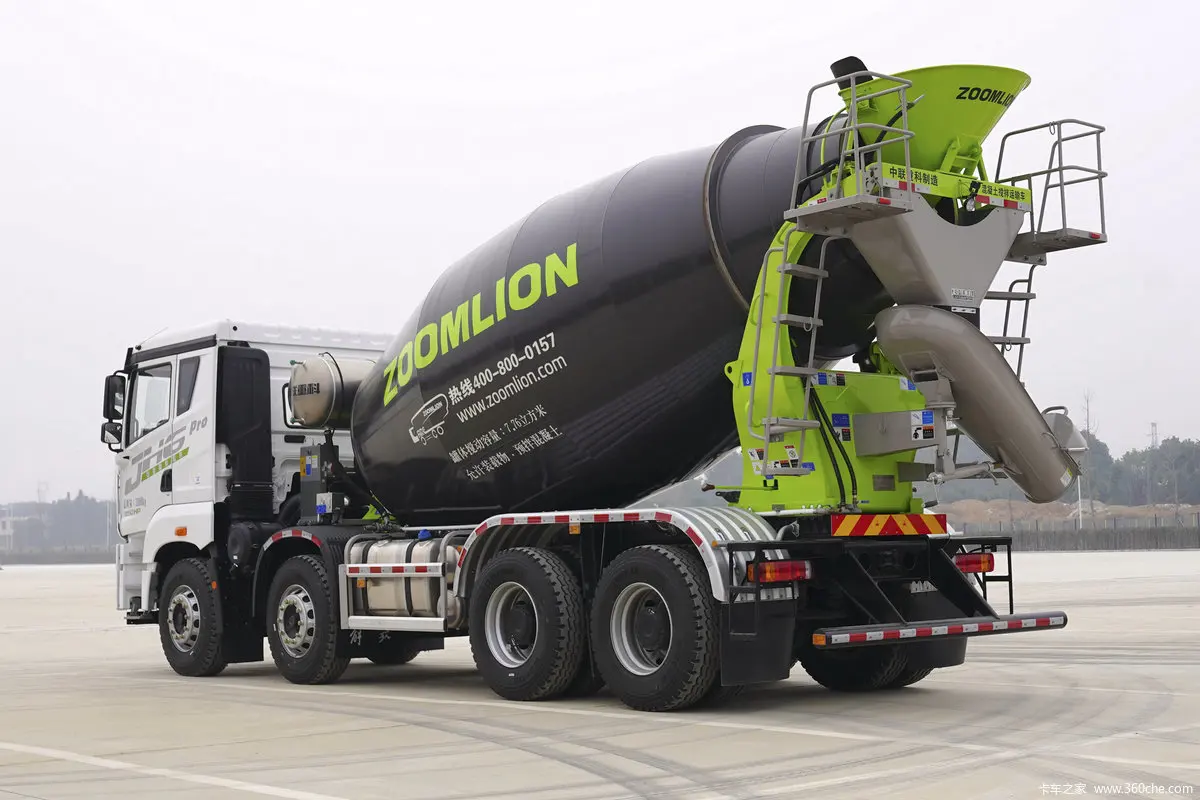 Qingdao Jiefang JH6 heavy truck Pro 350 horsepower 8X4 7.76 square meter concrete mixing mixer transport truck