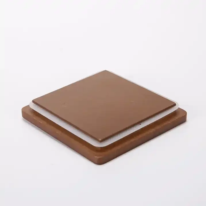 Hot Selling Custom Essential Oil Scented Jars with Smooth Sanding and Coating Wood Lid Support Engraving Logo DIY Art Style