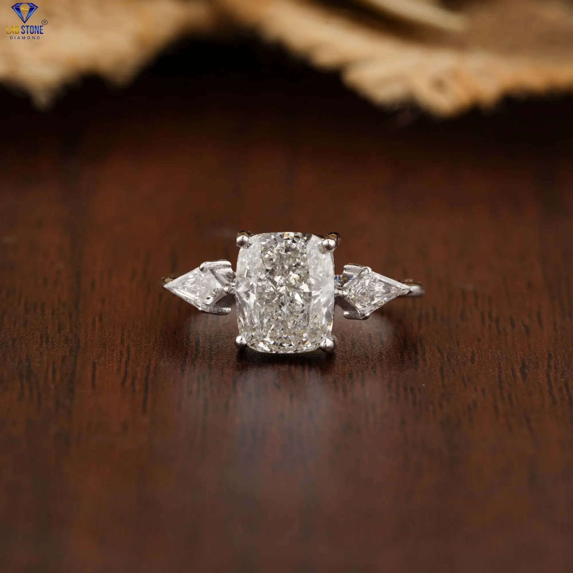 4.85 TDW Cushion & Kite Cut Diamond Ring 18k White Gold Three Stone Ring Cvd/Hpht Diamond Lab Stone Jewelry