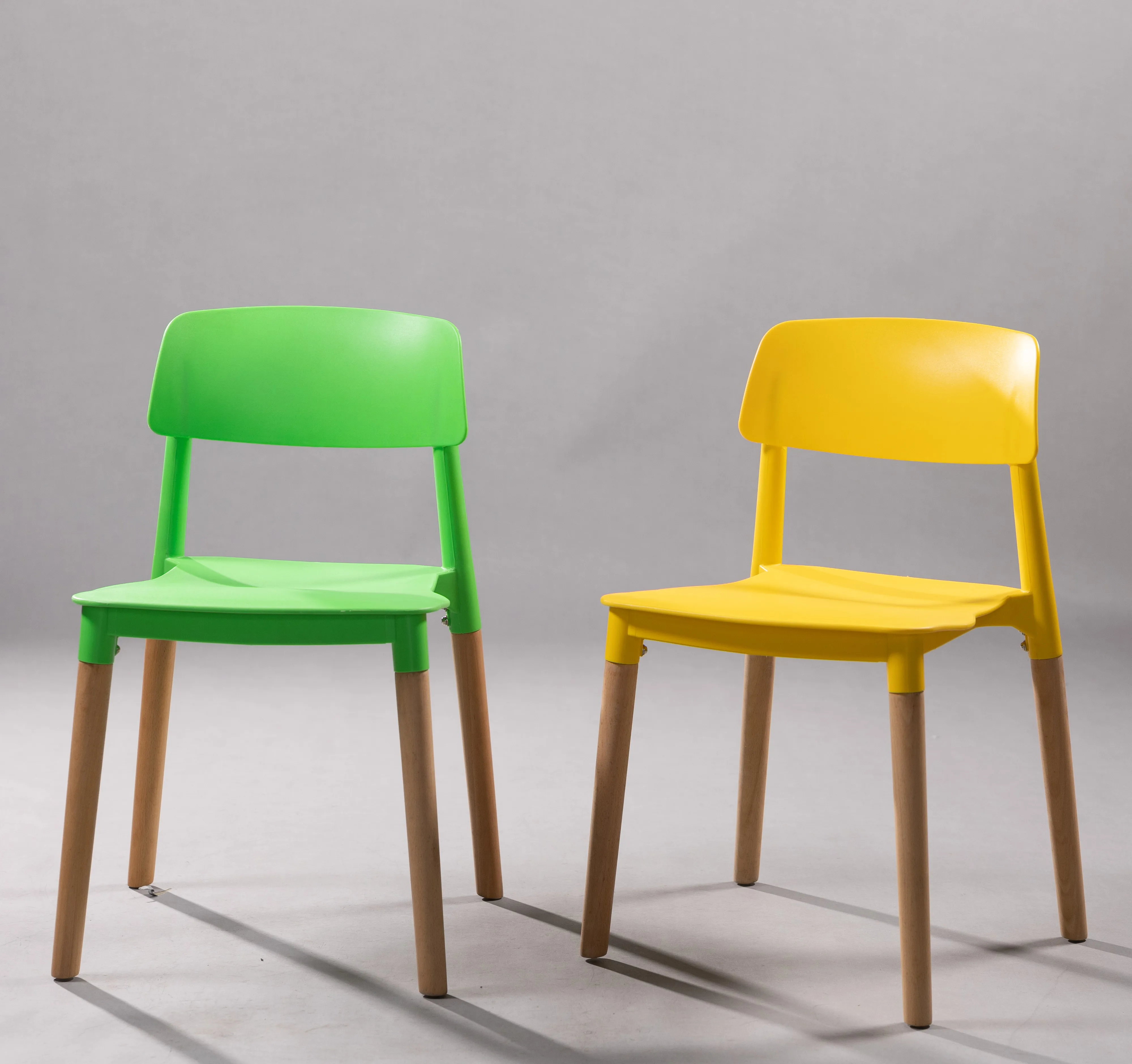 Hottest Manufacturer Vietnam dining chair customized colorful high quality plastic chair with frame indoor/outdoor furniture