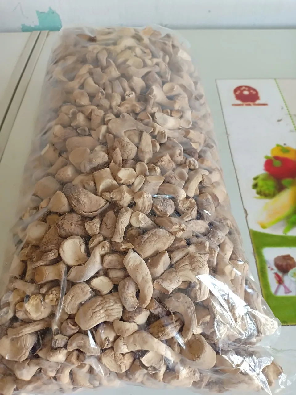 Shiitake Mushrooms Stems for Export in Large Quantities at Excellent Wholesale Prices