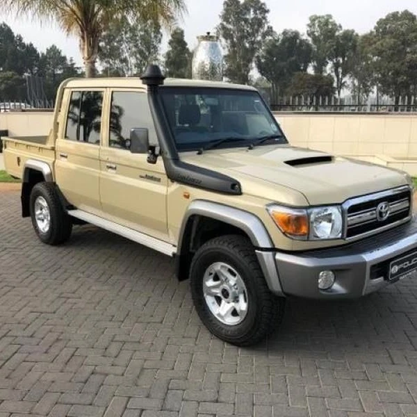 Used 2017 Toyota land Cruiser Double Cab Pickup, White, 4.5L, Diesel, Manual