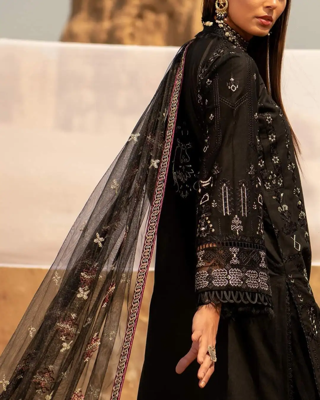 India & Pakistan Clothing saree panjabi ethnic hot selling 2022 model lawn suit very beautiful bright good looking lengha  144