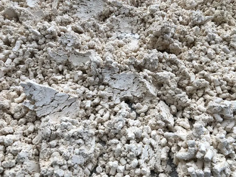 Less Moisture Cheap Price Ceramic Clay High Grade High Quality Plastic Malaysian Ball Clay for Ceramic Industry