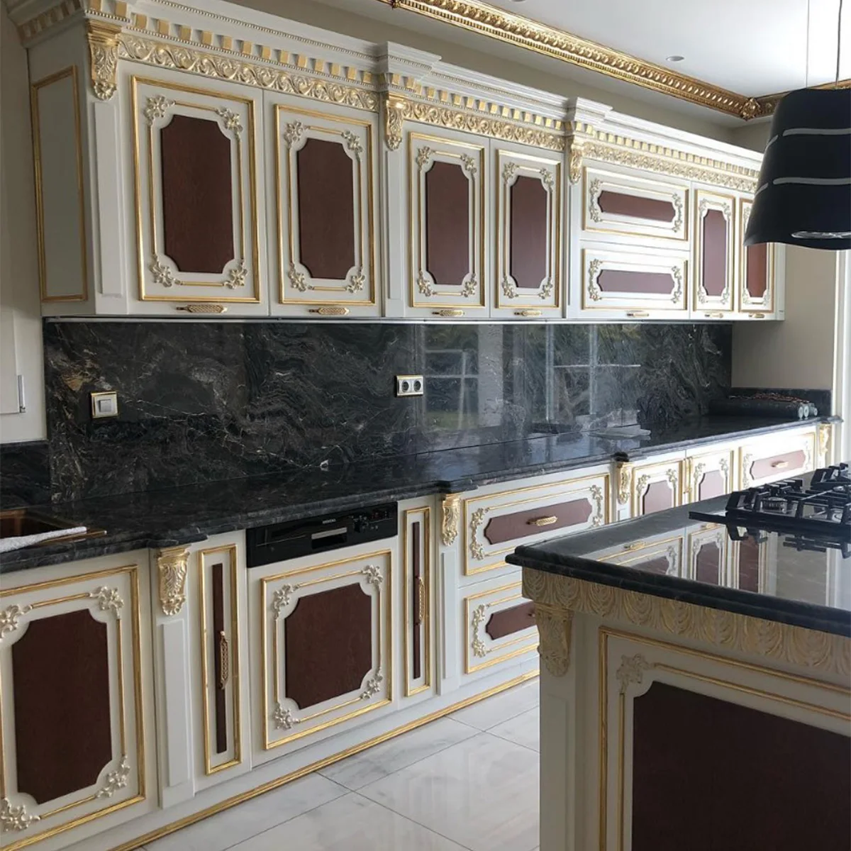 Complete Furnished Kitchen Cabinet Supplier MDF Water Resistant OEM Equipment Appliance Light Counter Flooring Sink Faucet Shelf