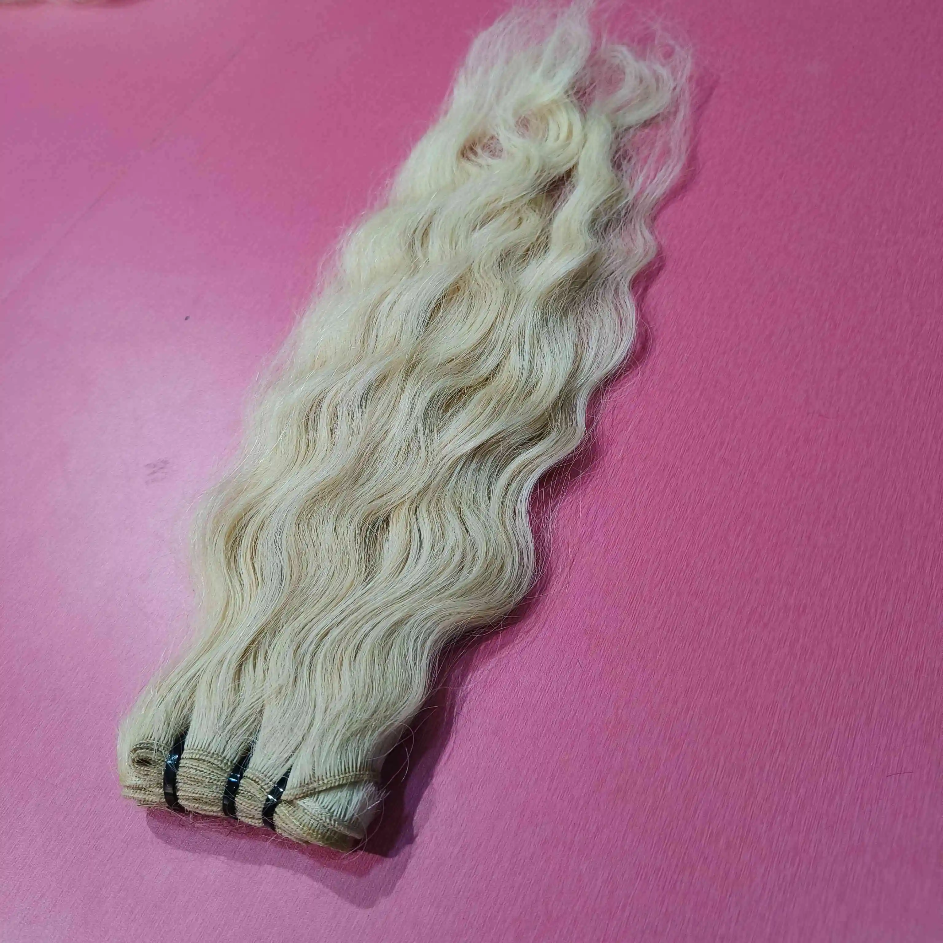 Wholesale Cuticle Aligned 100% Virgin Brazilian Human Hair Extensions 613 Blonde Wavy Curl Style Hair Bundle