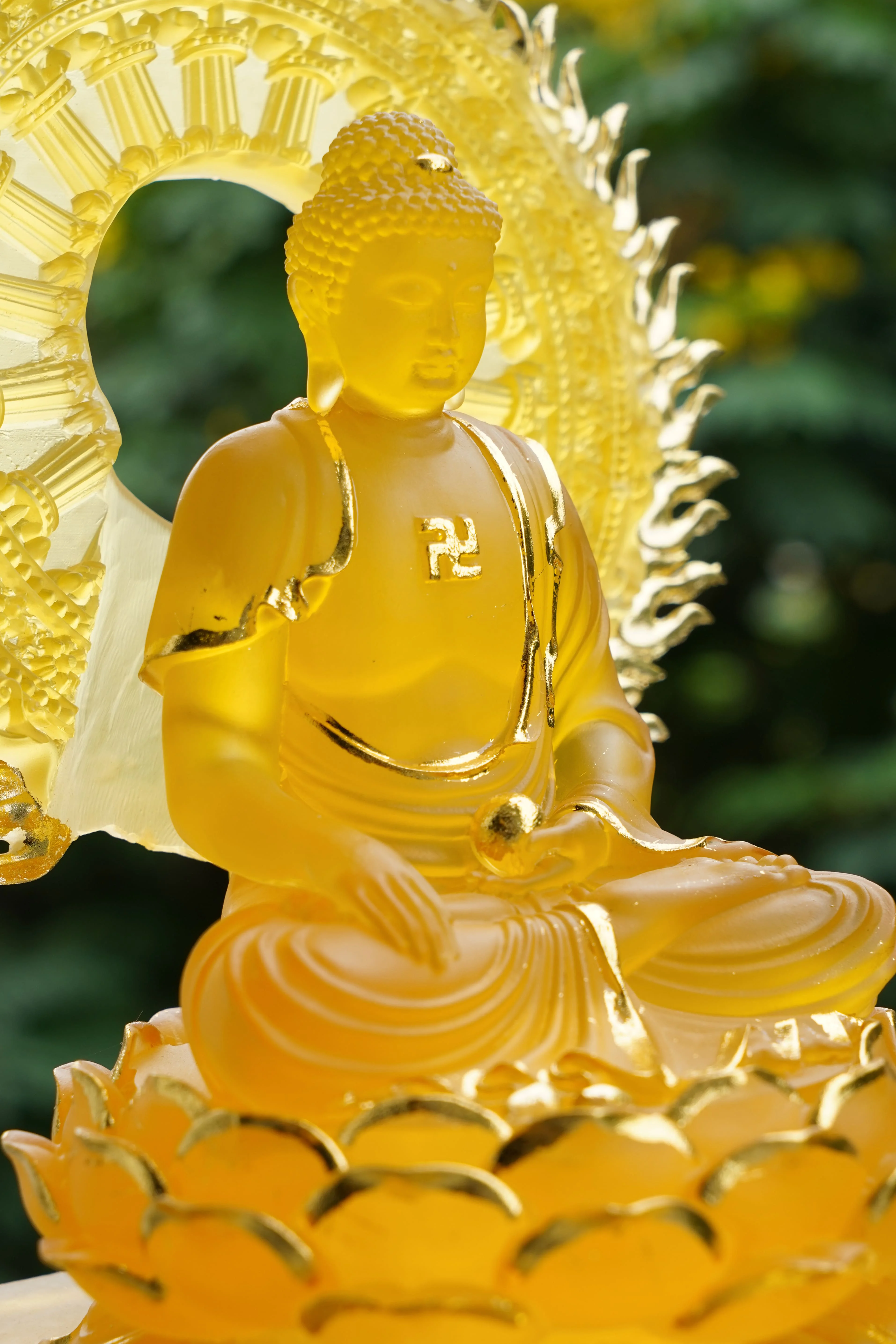 Medicine Buddha Statue High Quality Custom Color , Size, Design Resin Handmade Vietnam Home Feng Shui Religious Decoration Color