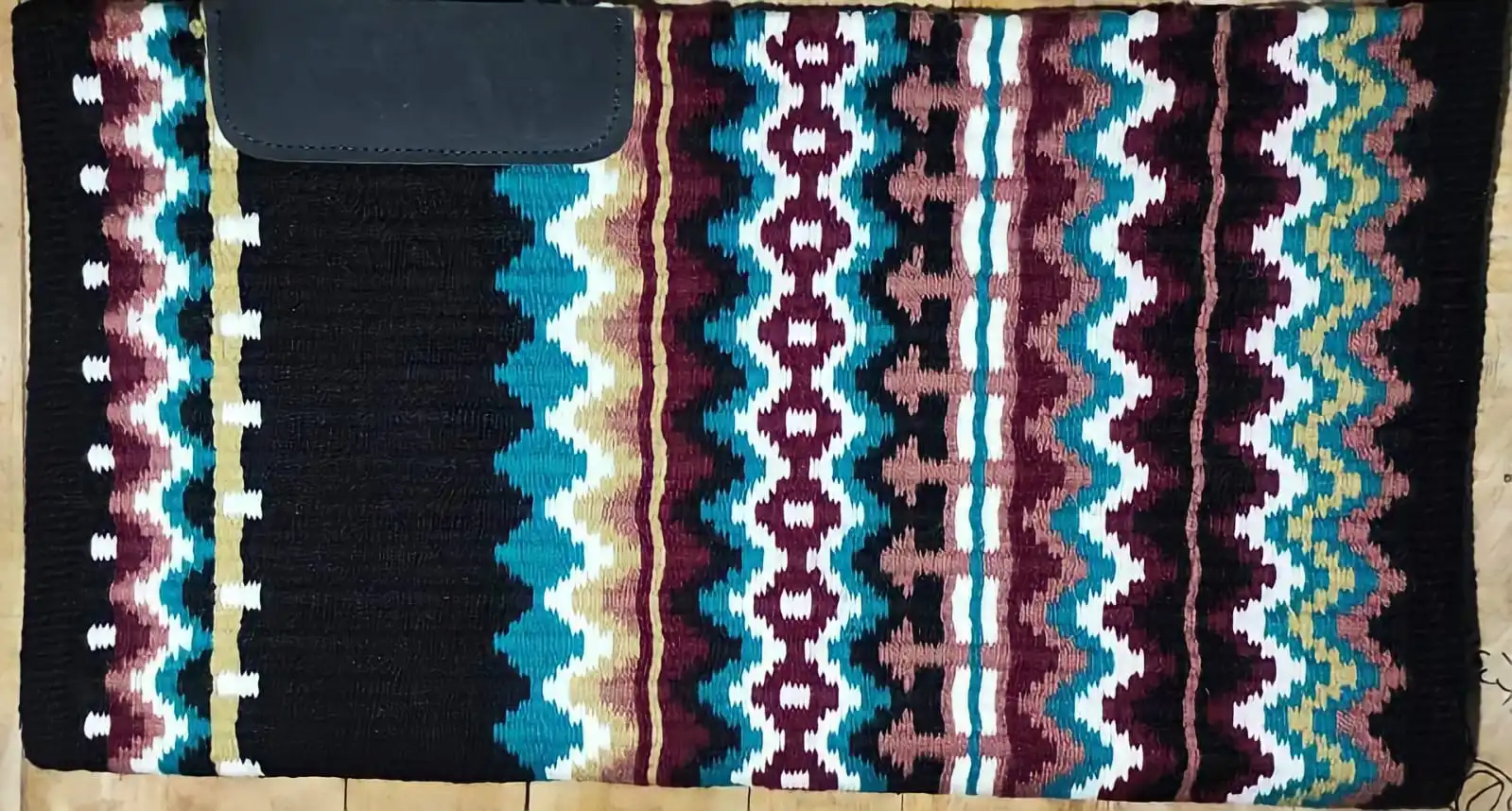 High Quality Equestrian Woolen Handloom Woven Western Show Pad Horse Riding Saddle Pads Western Jumping Dressage Pads Fabric