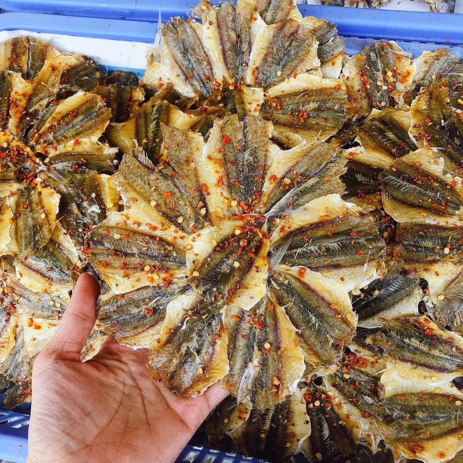 High Quality Viet Nam Dried Salted Fish 100% natural fresh yellowtail fish With OEM Brand Name Customized packaging and logo