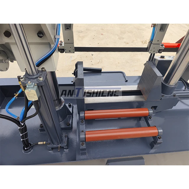 Semi-automatic Metal Cutting Band Saw Machine12 Inch GH4220 GH4228 GH4230 GH4235 Electric pipe small band saw machine