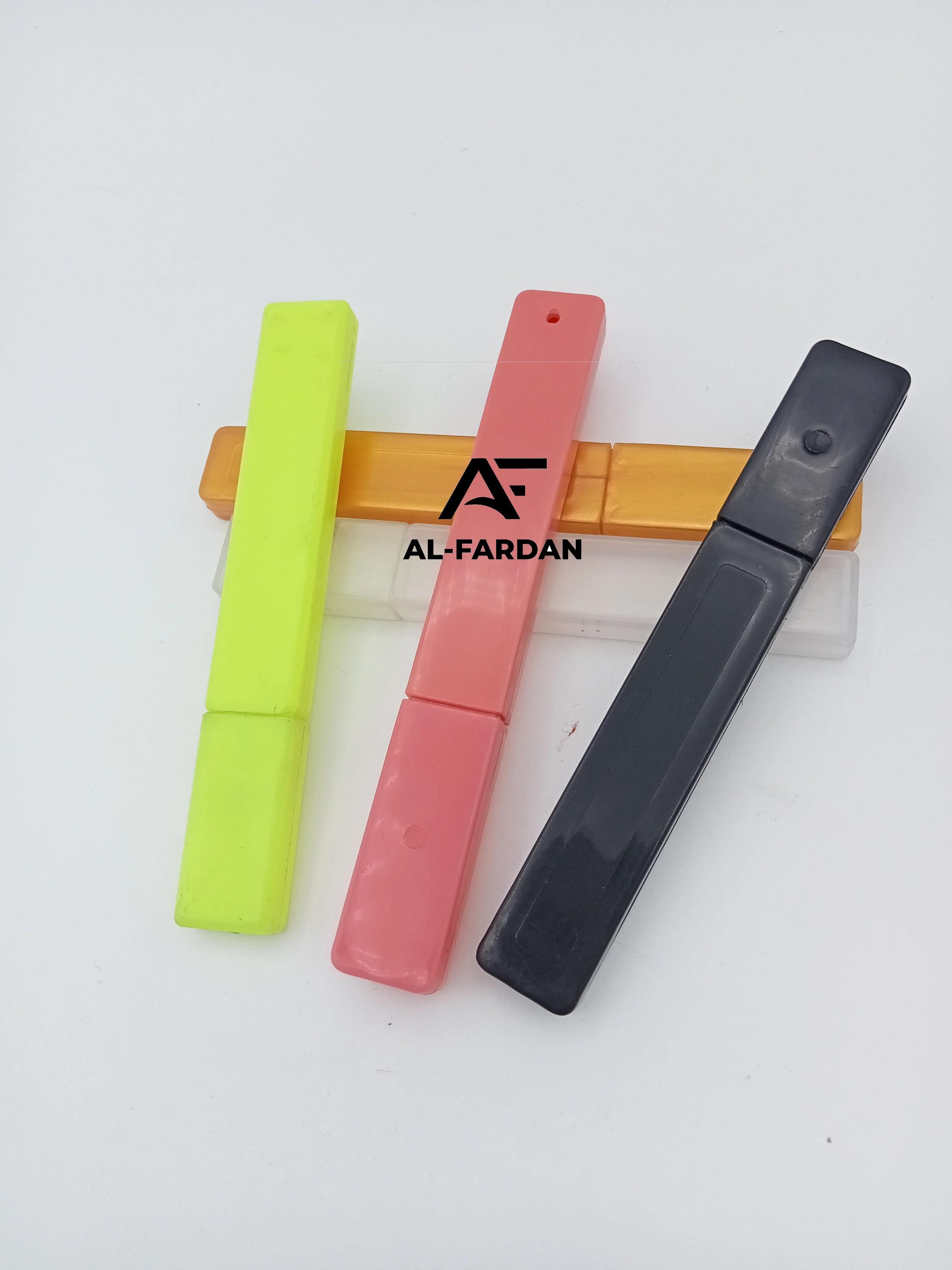 Wholesale Bulk Quantity Tweezers Plastic Tubes High Quality Mix Colors Packaging Tubes For Tweezers Cheap Prices