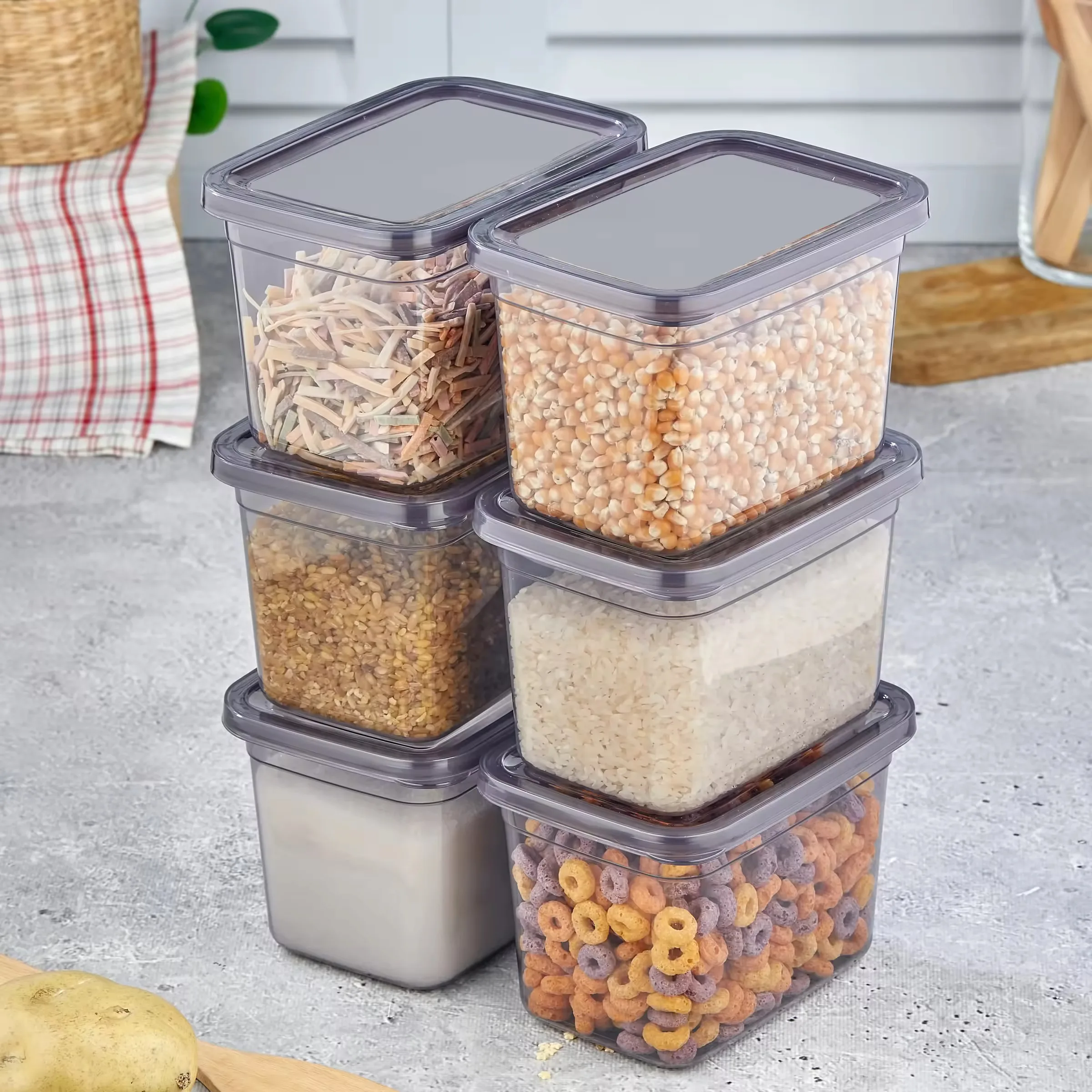 BPA Free Plastic Food Container with Lid Refrigerator Storage Bins for Pantry Food Storage Type