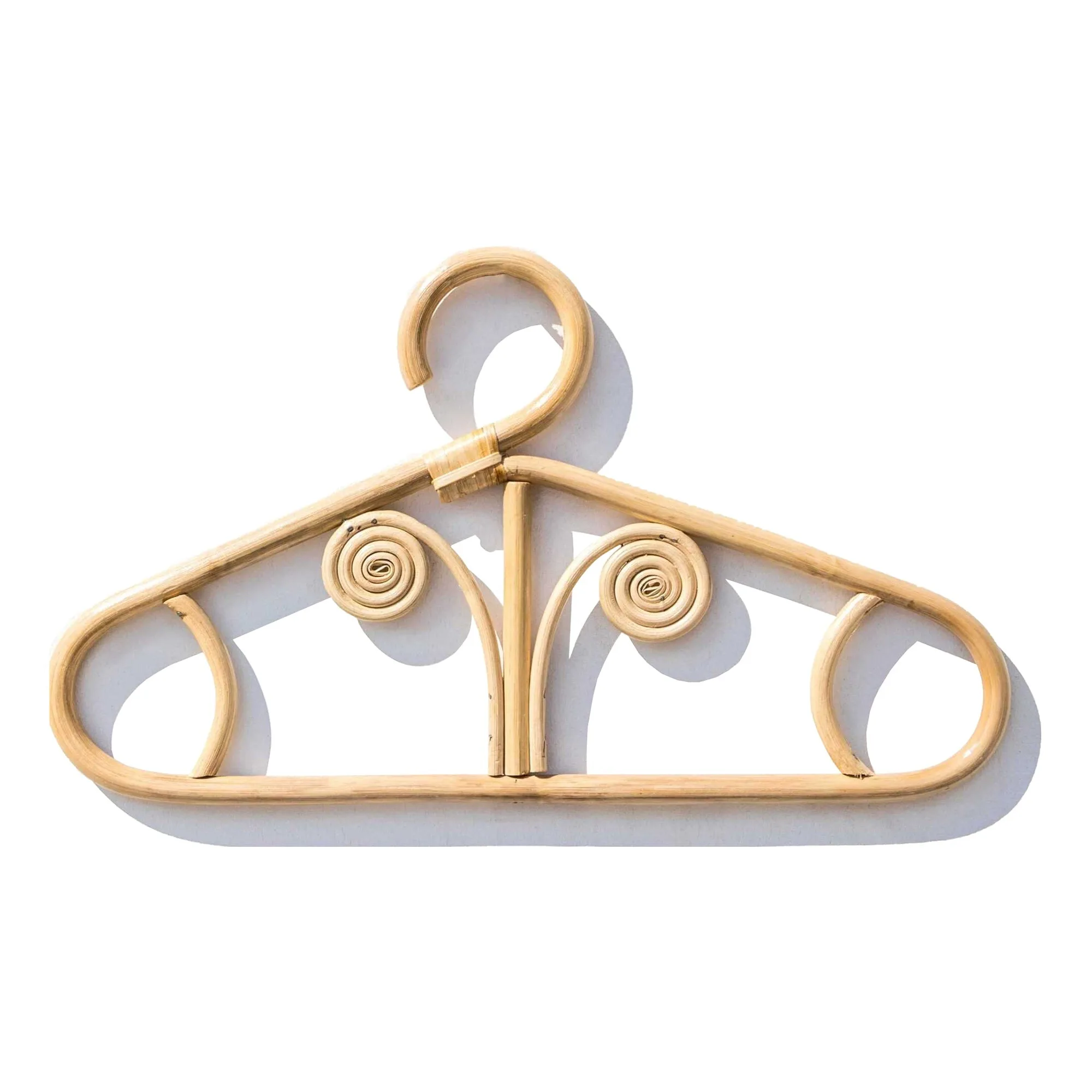 Clothing store display non heavy duty rattan hanger for garment natural clothes hangers cheap price