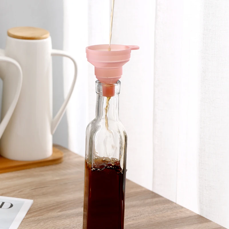 Eco-Life Top Seller New Home Mini Anti Spill Liquid Funnel Food Grade Kitchen Collapsible Silicon Funnel