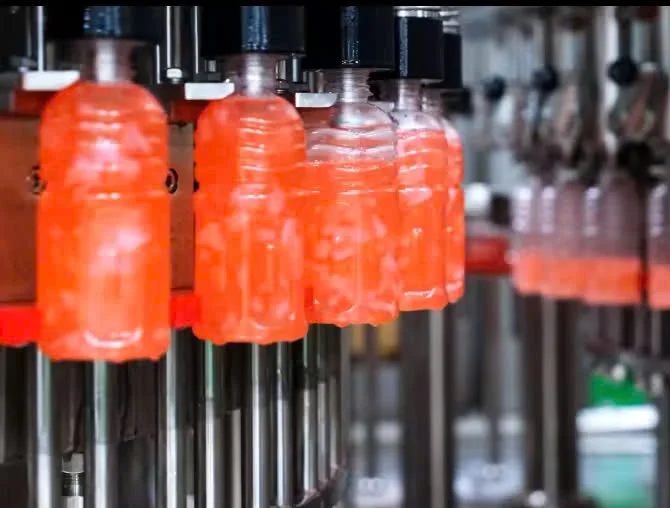 Free Sample 11.2fl oz Cojo Cojo Coconut Water Drink Nata de Coco Puree No Sugar Low Fat Halal Certified VINUT Supplier Wholesale