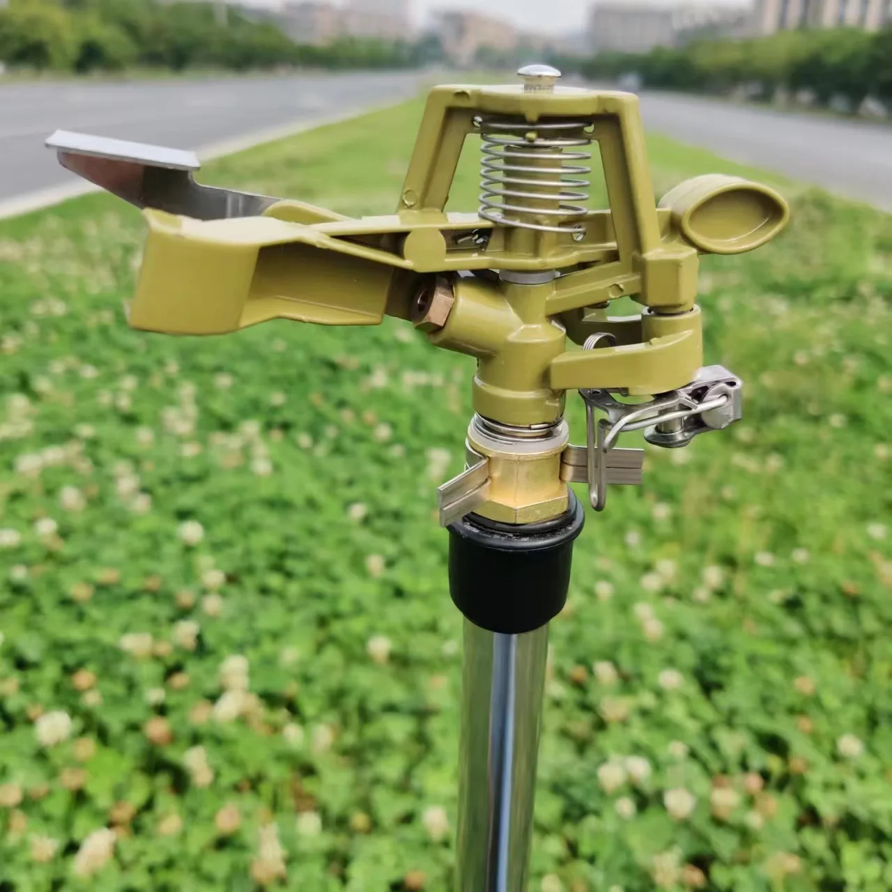 WT49 360 rotation Spike Adjustable Automatic Rotating Watering sprinkler Garden Lawn Gardening Irrigation Water Sprayer