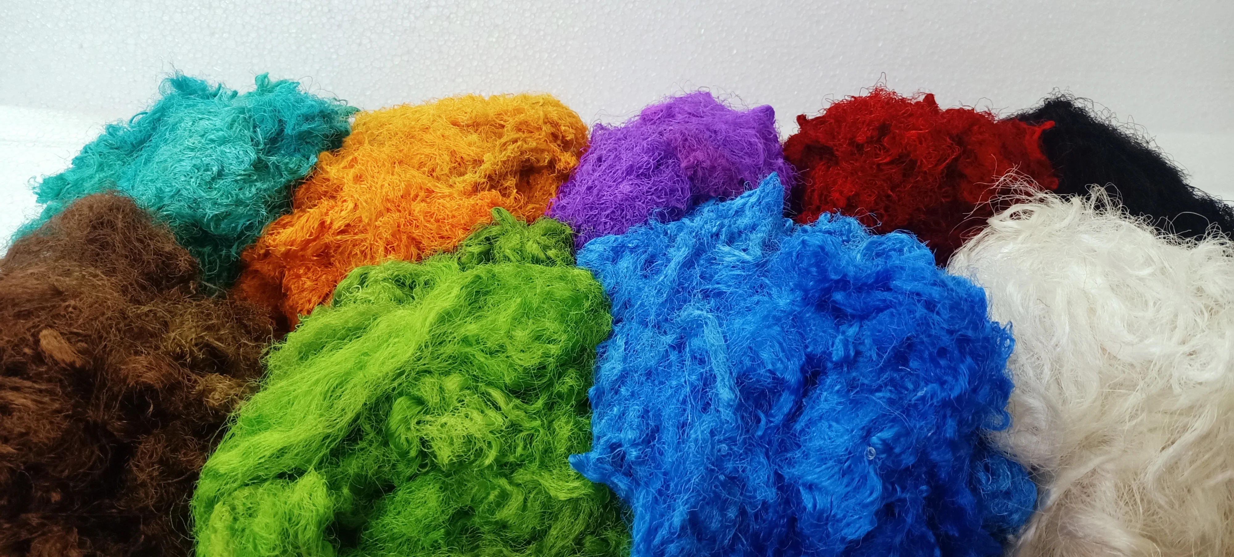 custom made dyed single solid colored sari silk waste fiber made from recycled sari silk waste ideal for textile spinners