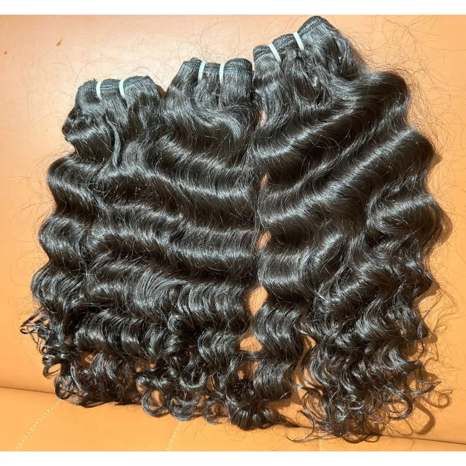 INDIAN NATURAL CURLY SOUTH TEMPLE HAIR EXTENSIONS CAN BE BLEECH UP TO 613 BLONDE