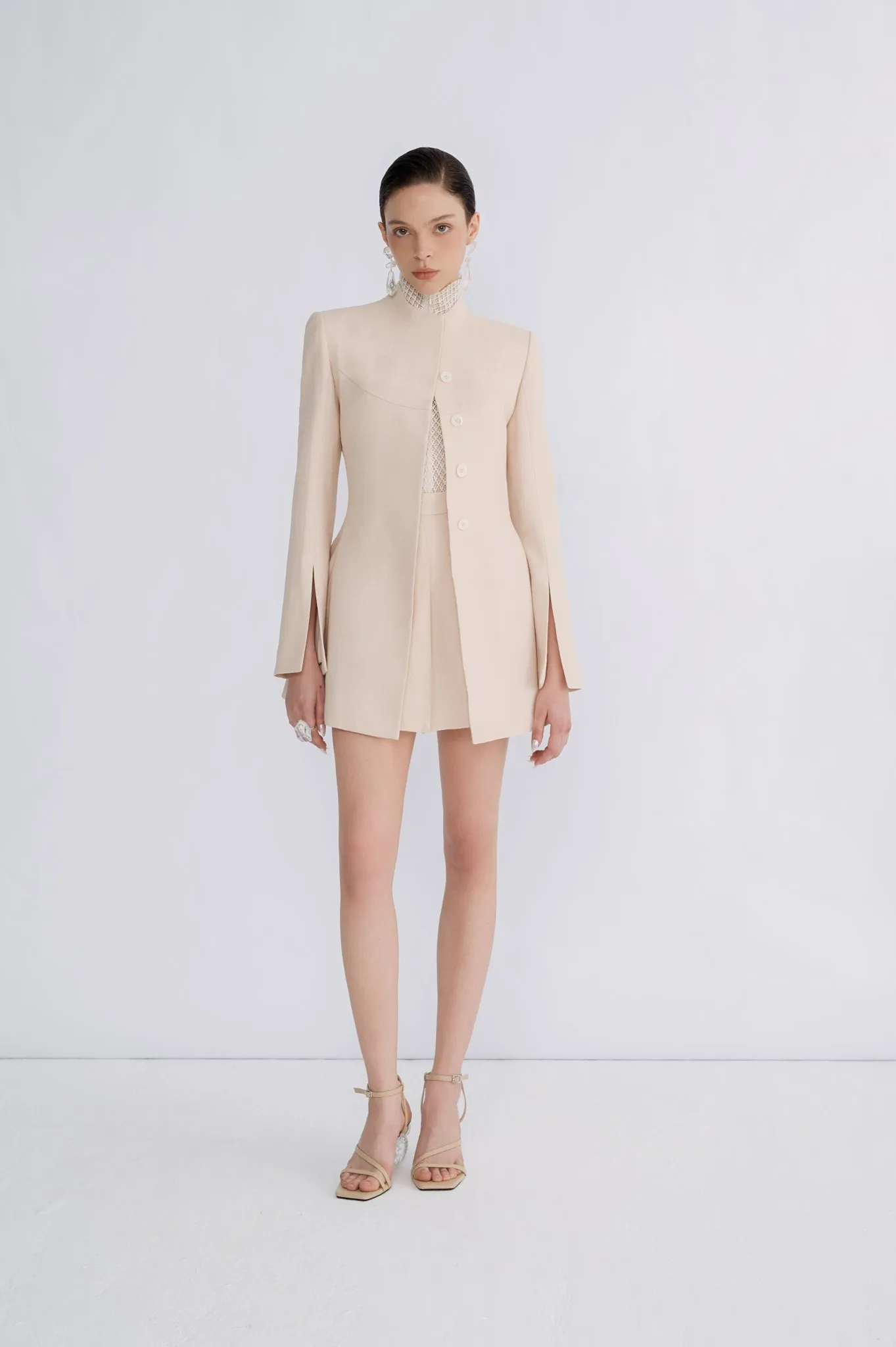 Minimalist Style Women Blazer 5 Front Buttons Alai Tailored Blazer Eco-Friendly Fabric Ladies Clothes Vietnam Local Brand
