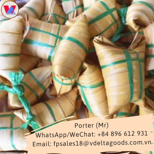 Frozen Vietnamese Export standard Delicious Coconut leaf cake with banana (banh la dua nhan chuoi) Holiday