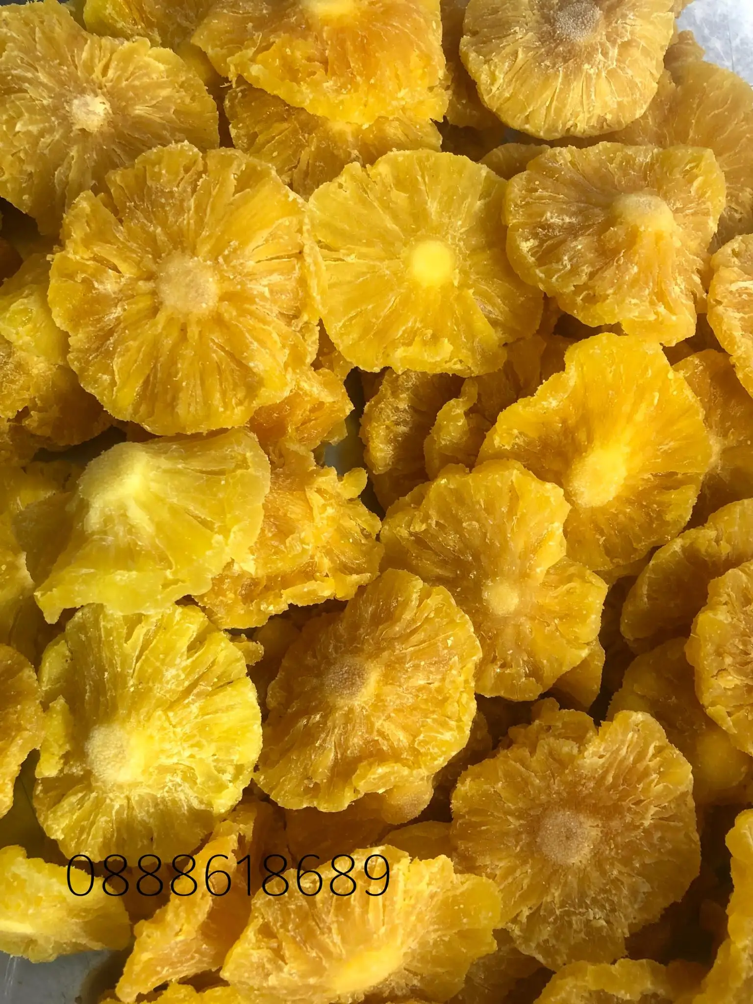 Vietnamese soft dried pineapple