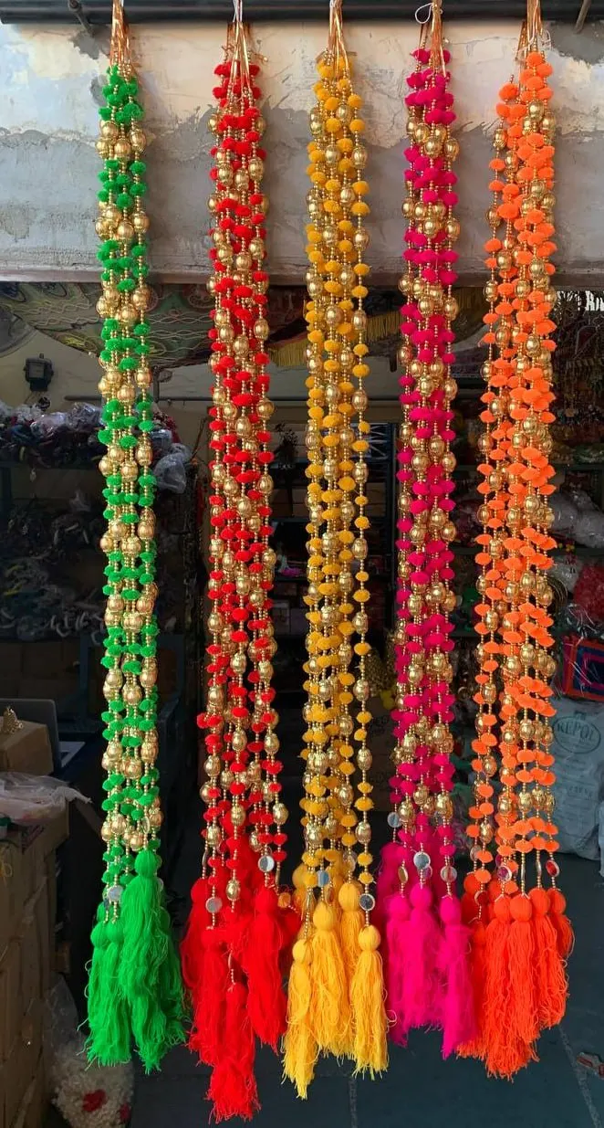 Beautiful Artificial Flower Garland for Decorations Festival Garland String with Mutli Color Artificial Flowers for Home