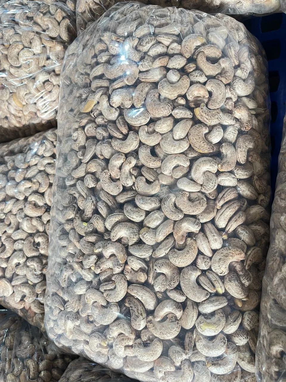 Roasted Unsalted Salted Cashews Nuts Cashews Kernels Dried Organic Cashews Original Taste For Sale