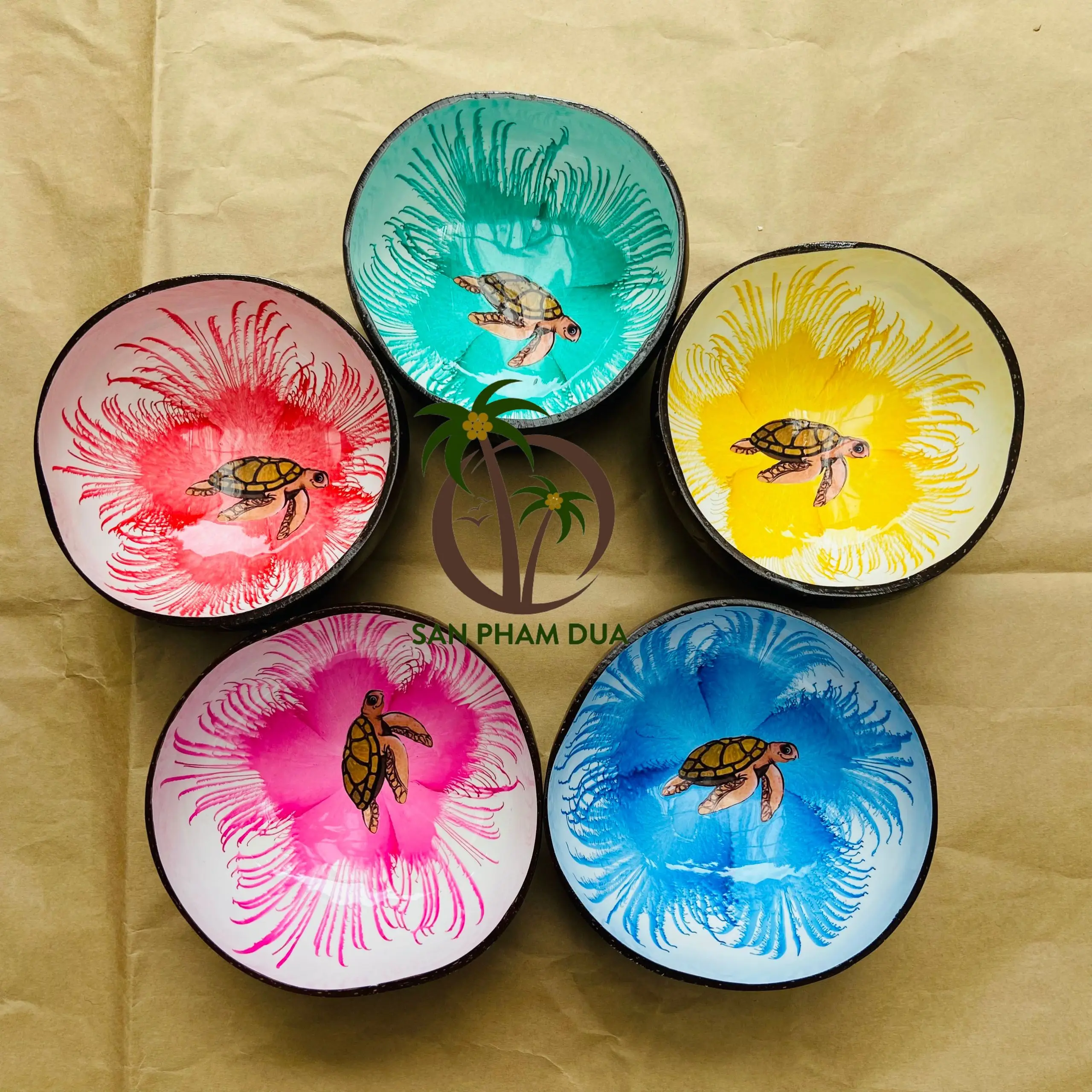 Heart Coconut Lacquer Bowl Handicraft Products Natural Coconut Shell Lacquered Bowls Coconut Bowl Seashell EggshellFrom Vietnam