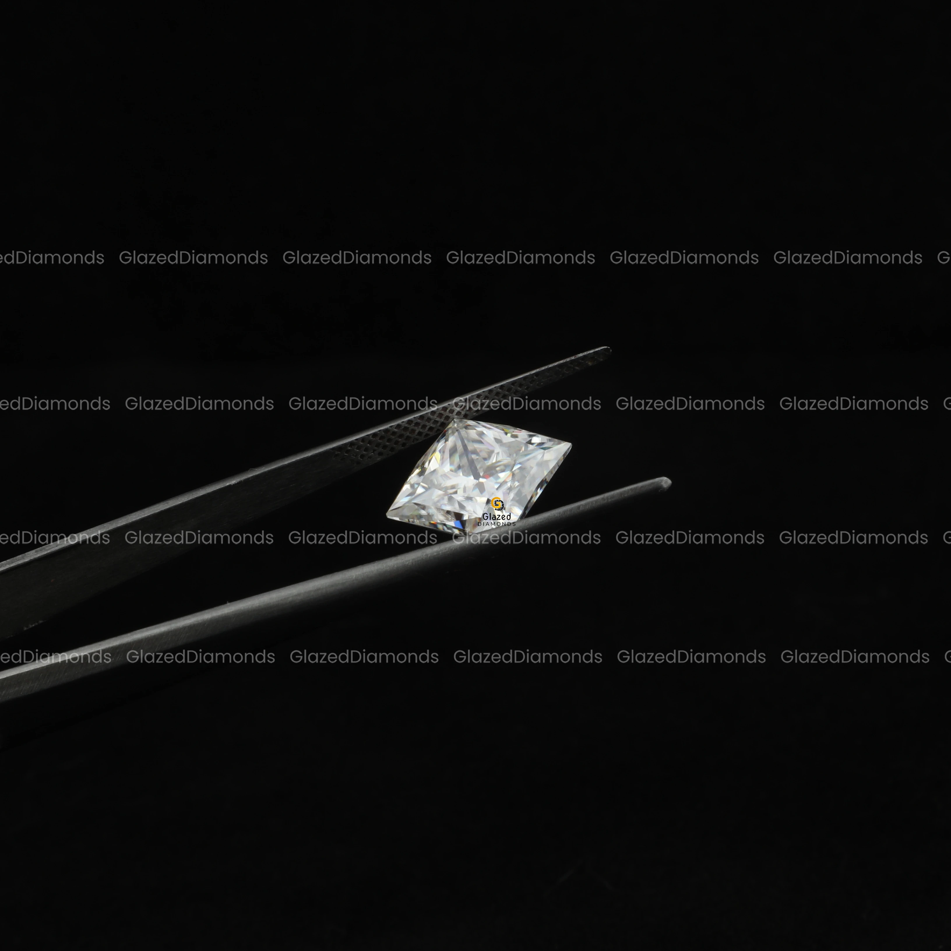 IGI Certified 0.5 Carat D Color Cushion Cut Lab Created Diamond Boasting VVS Clarity CVD Diamond Manufacturer For Jewelry Making