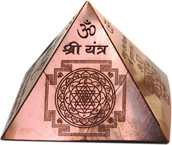 Handicraft Vastu Copper Pyramid with Syllable Mantra Shri Kuber Featuring Ganesha Statue for Vaastu Dosh Nivaraan